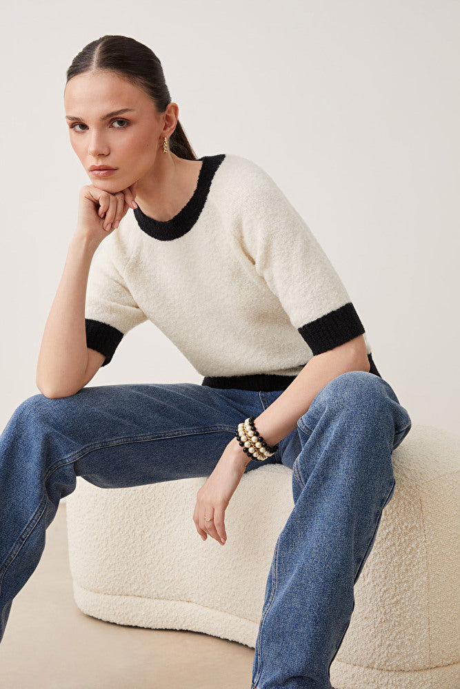 Paria Short Sleeve Sweater