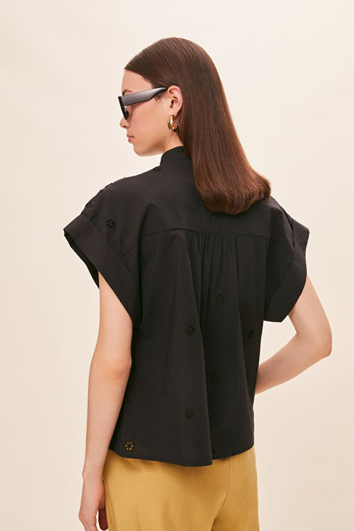 Leana Black Top
