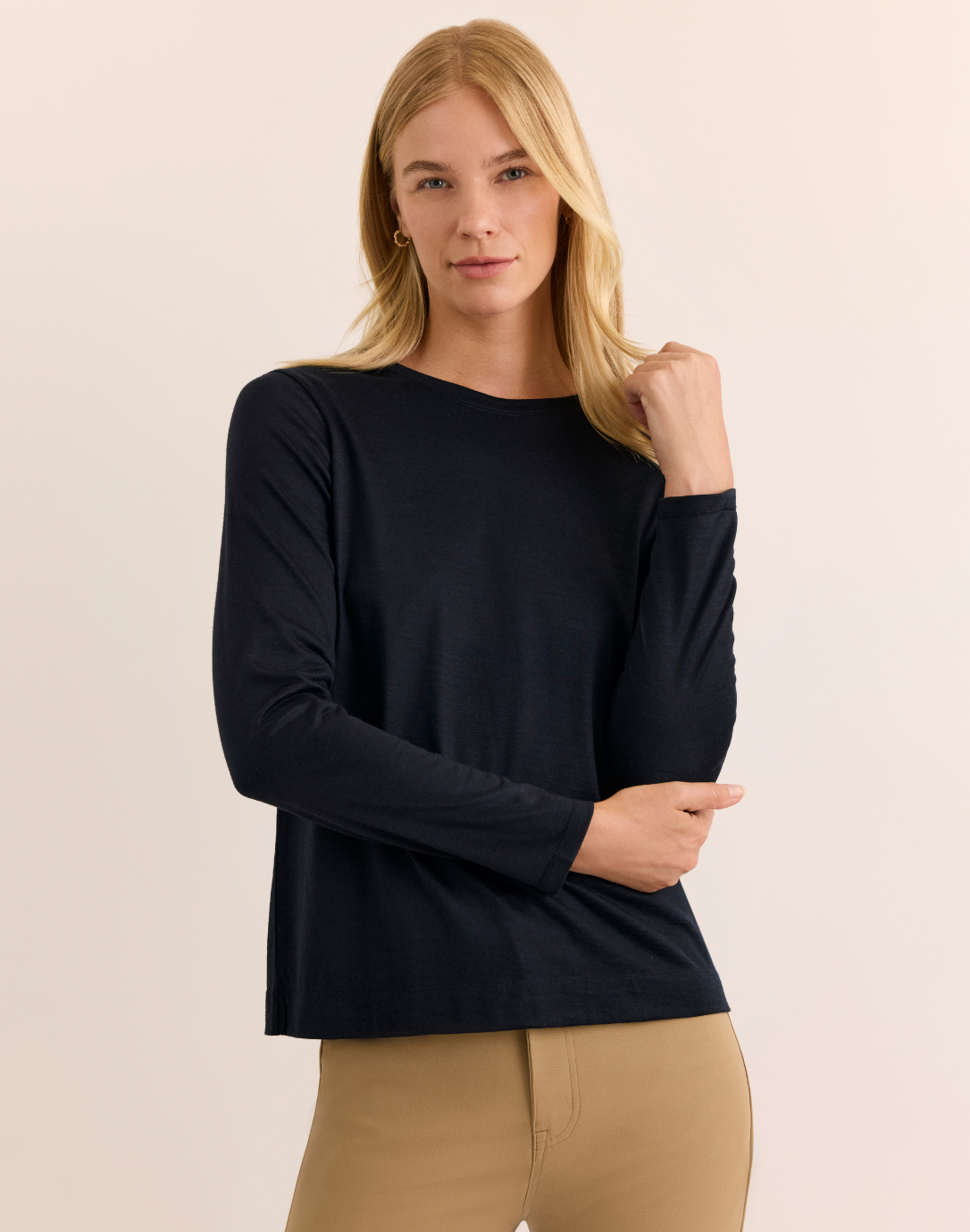 Great Merino Black Tee