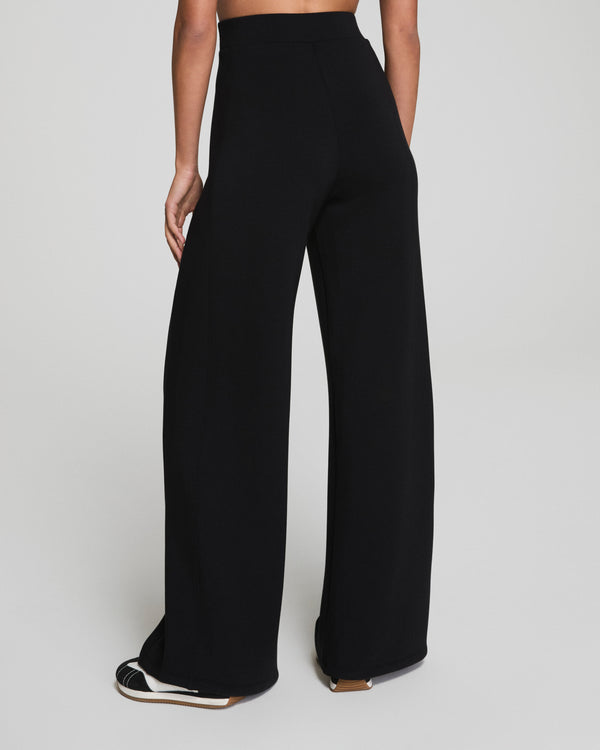 SPANX AirEssentials® Wide Leg Track Black Pant