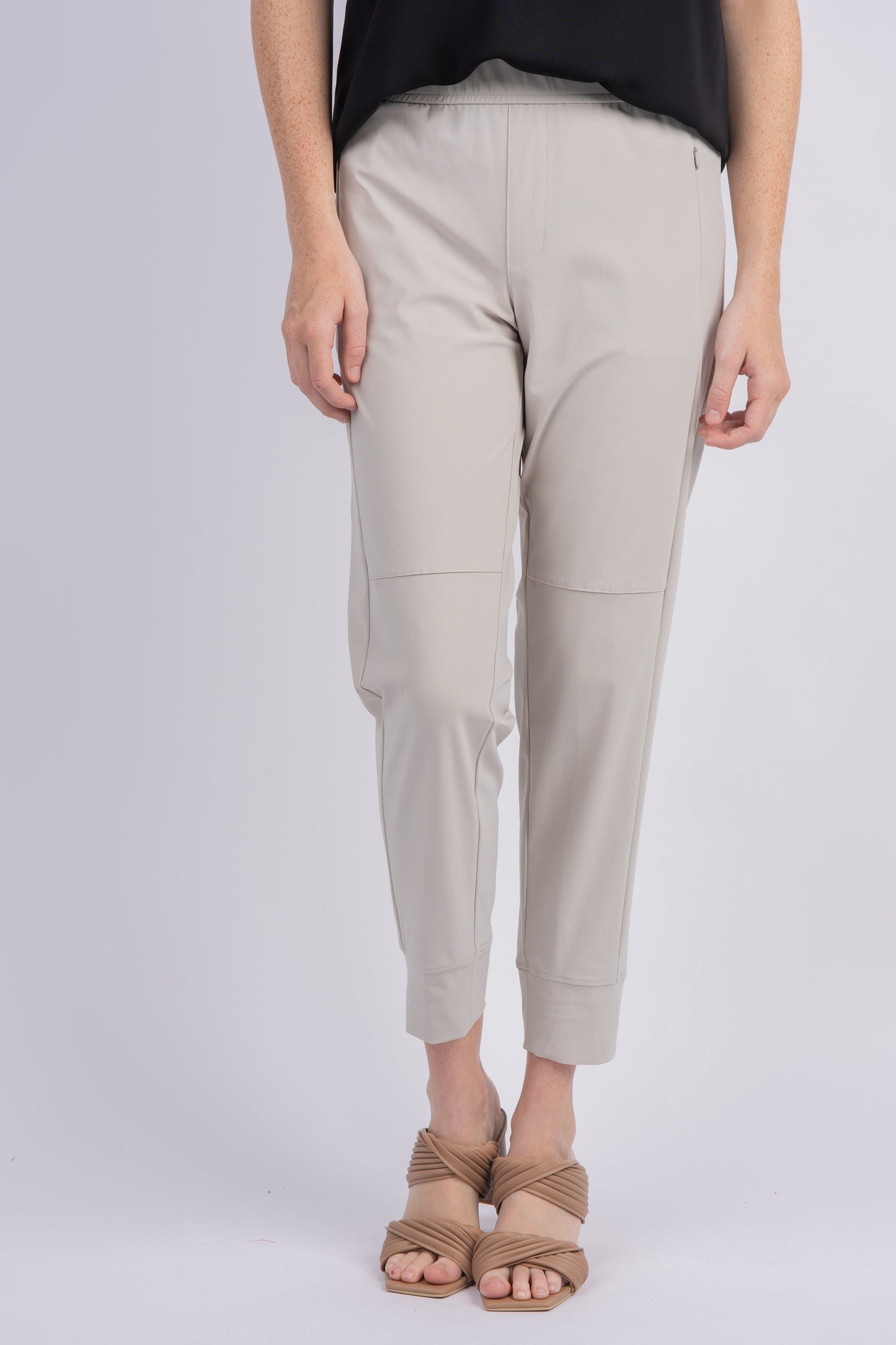 Candice Jogger Pant in Caulk